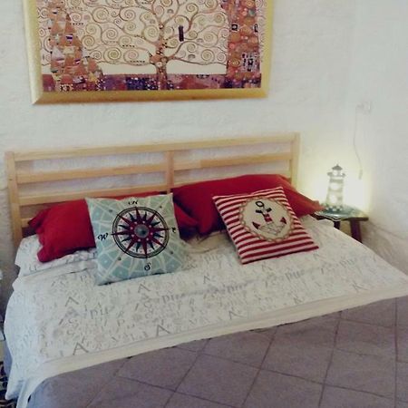 Apartamento La Casa Di Lo Monopoli Exterior foto