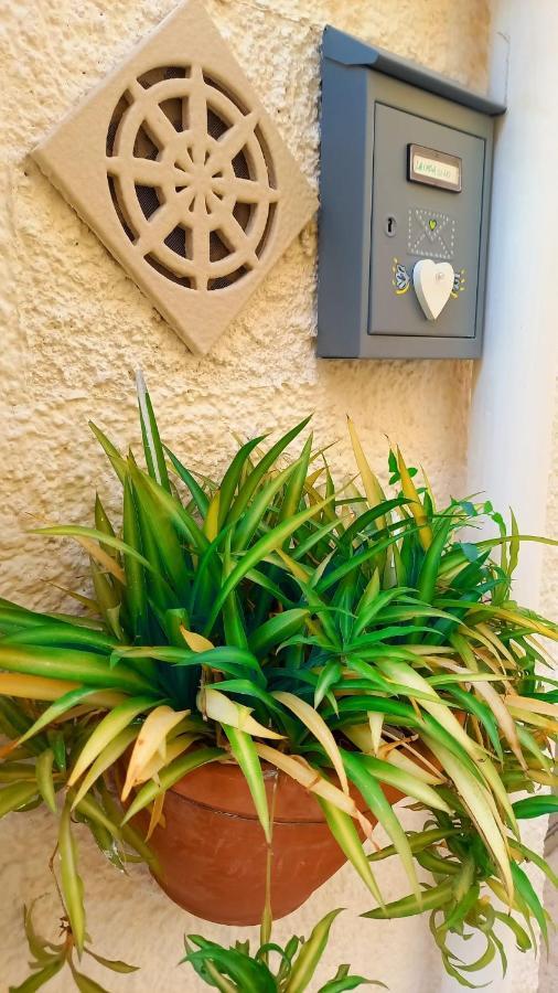 Apartamento La Casa Di Lo Monopoli Exterior foto
