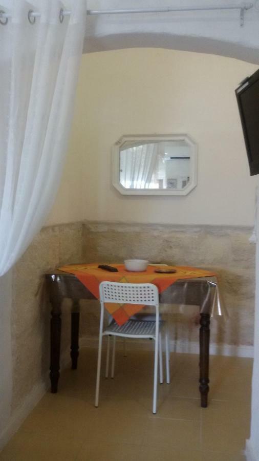 Apartamento La Casa Di Lo Monopoli Exterior foto